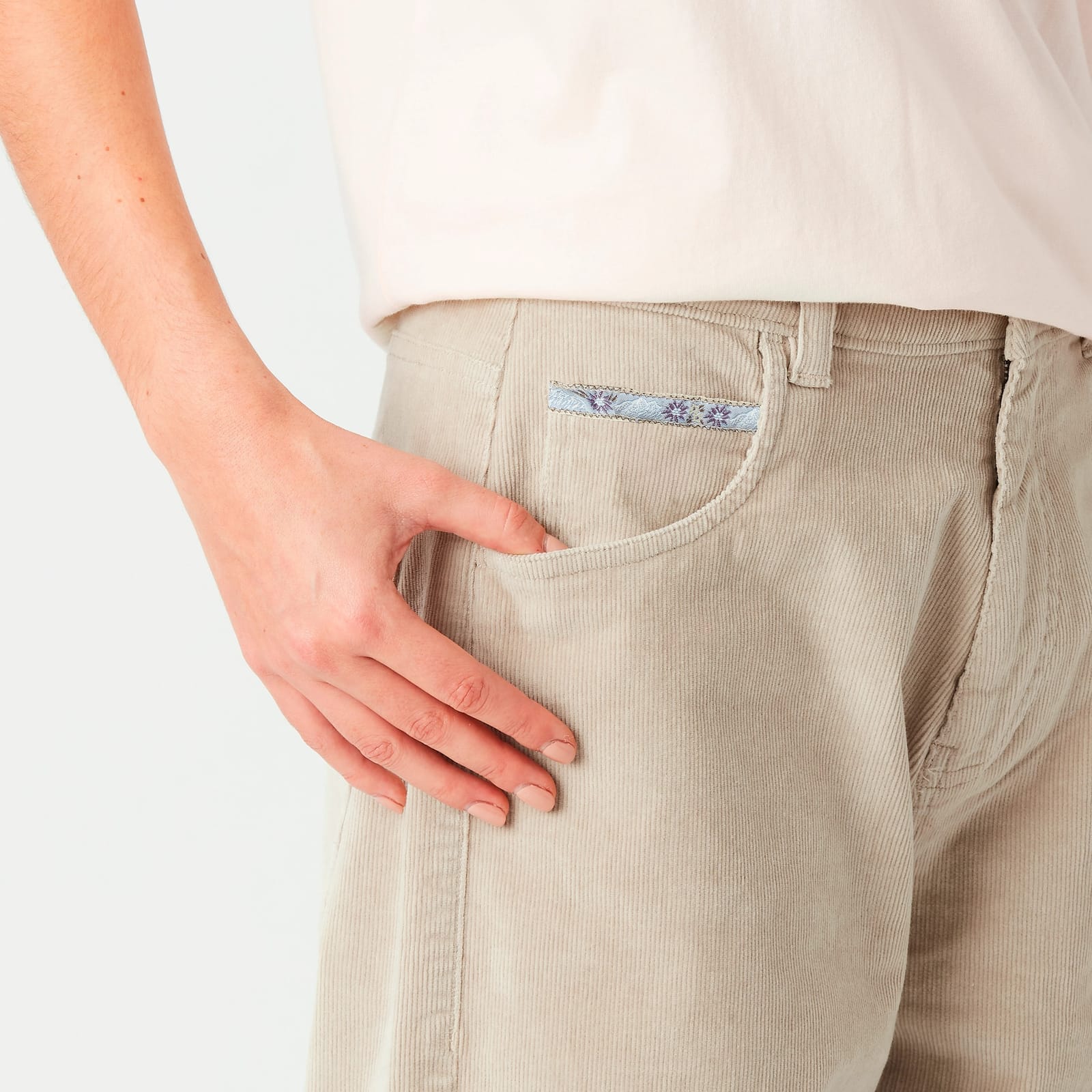 Catavela Cord pants – image 2